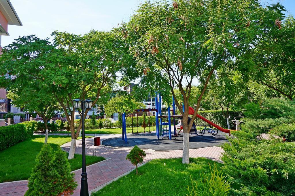 Gt Sunny Fort Apartments ซันนีบีช ภายนอก รูปภาพ